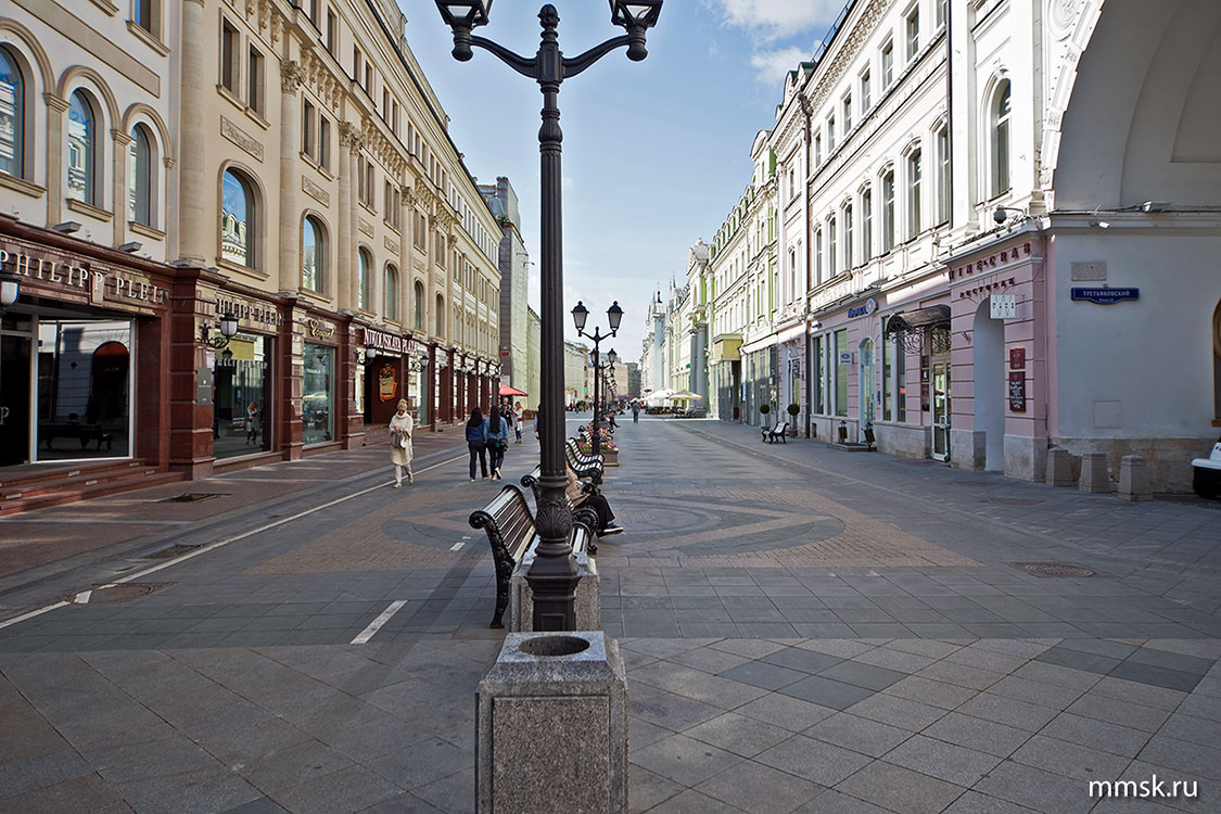 Никольская улица. Вид от Третьяковского проезда. Фото 2017 г.